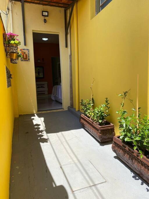 Aconchego Mineiro Com Garagem Villa เบโลโอรีซอนชี ภายนอก รูปภาพ